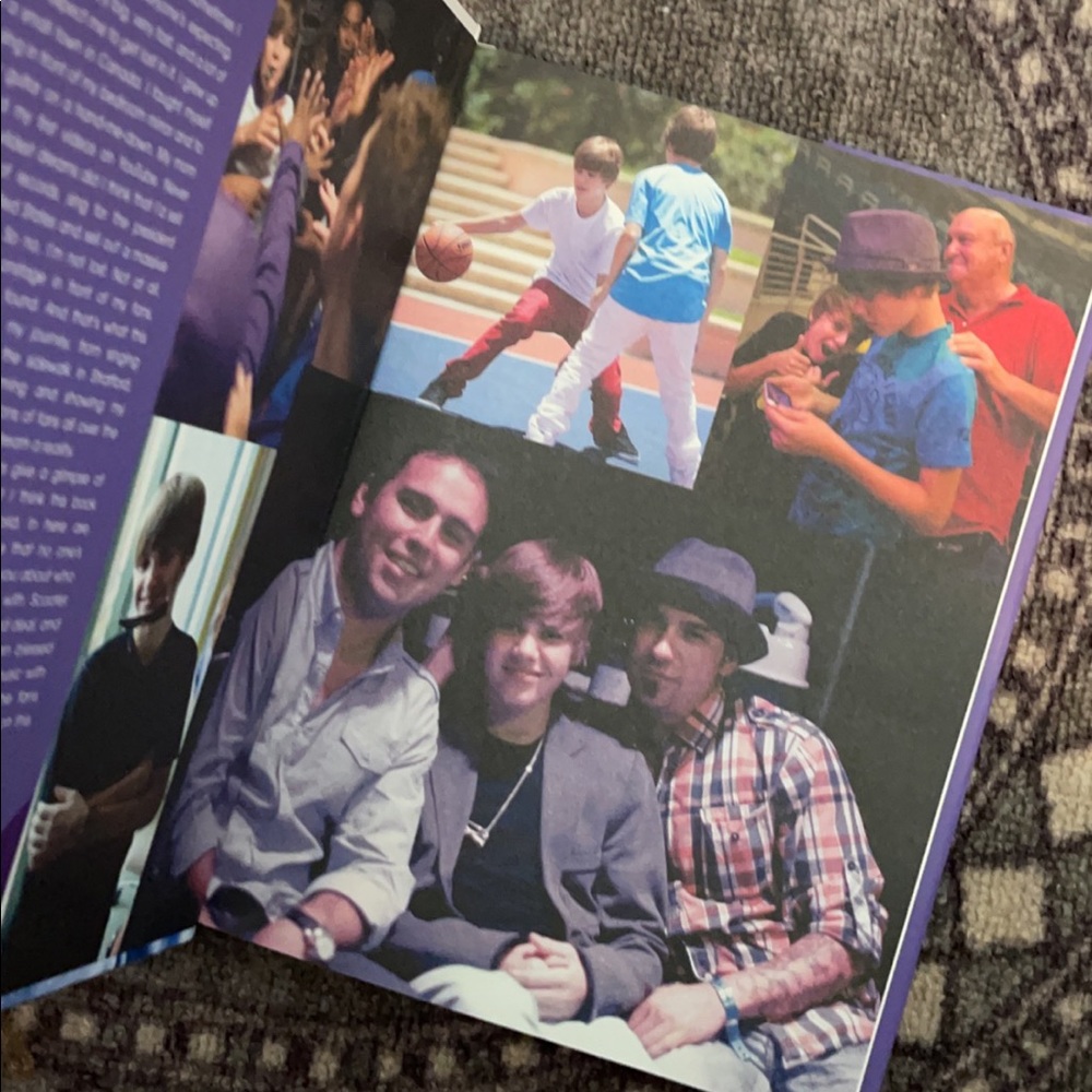 Justin Bieber book - Picture 2 of 3
